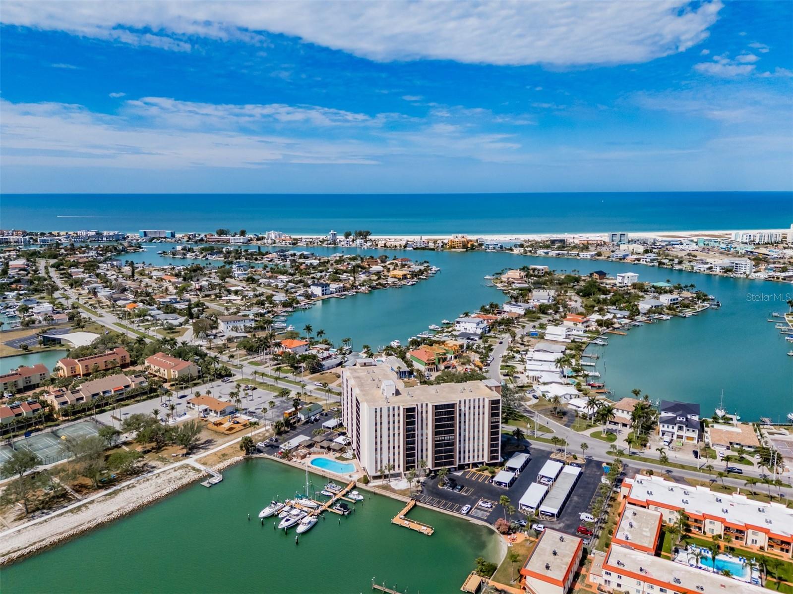 PARADISE ISLAND TOWERS CONDO - Residential