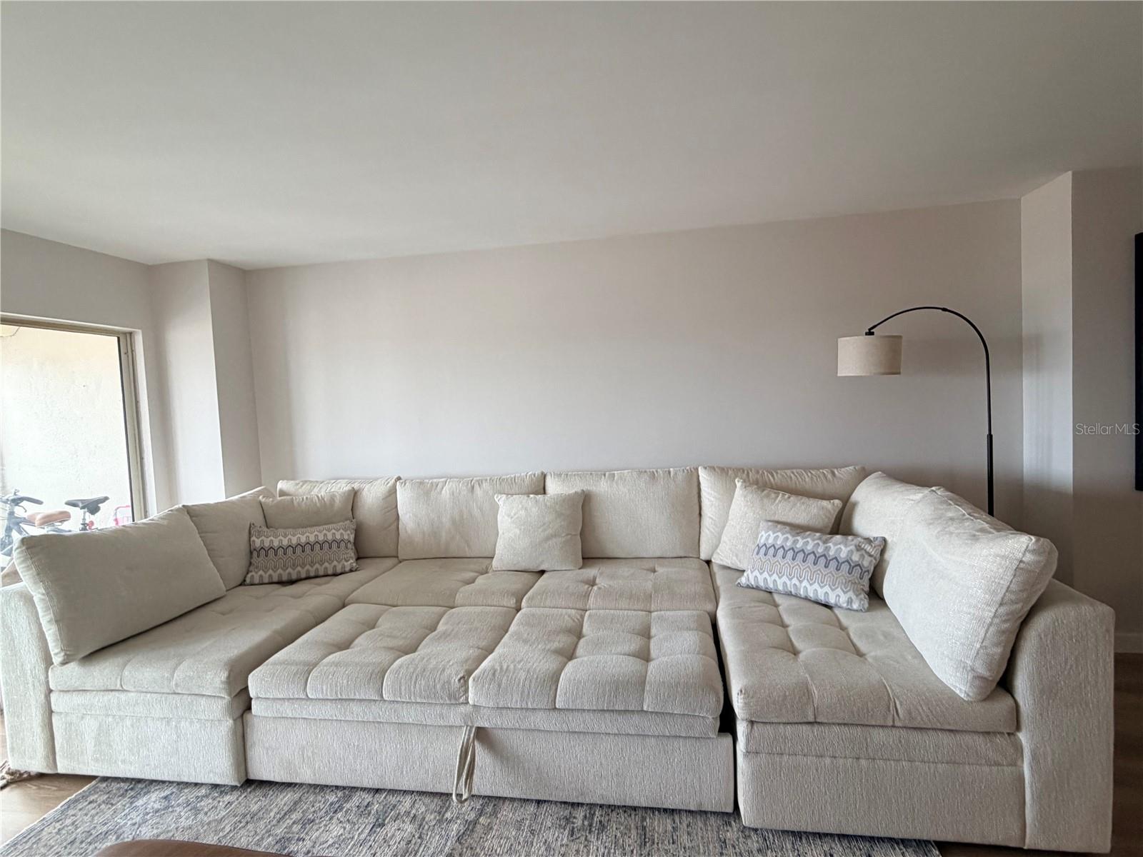 PARADISE ISLAND TOWERS CONDO - Residential