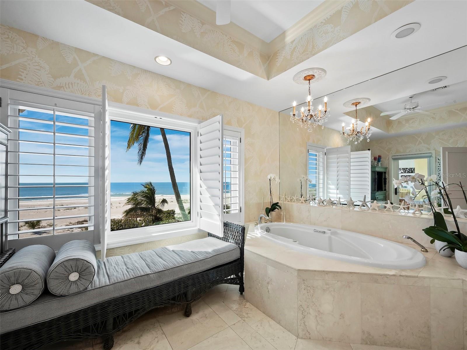 SLEEPY LAGOON - Residential