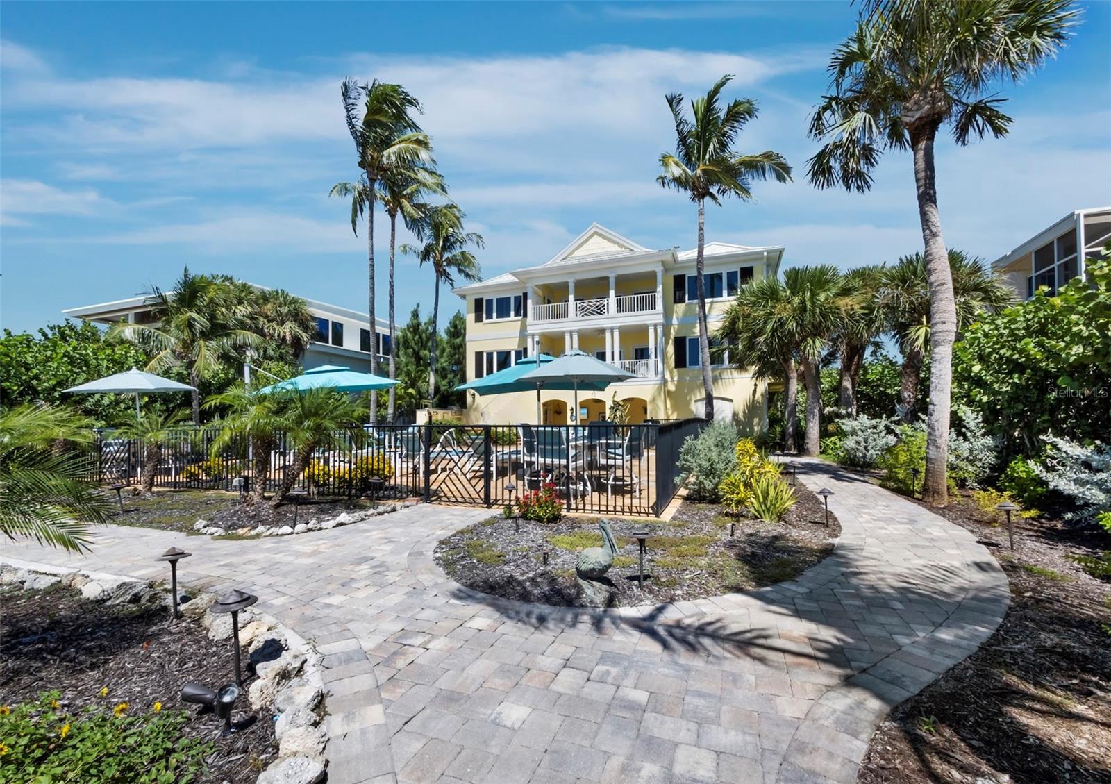 SLEEPY LAGOON - Residential