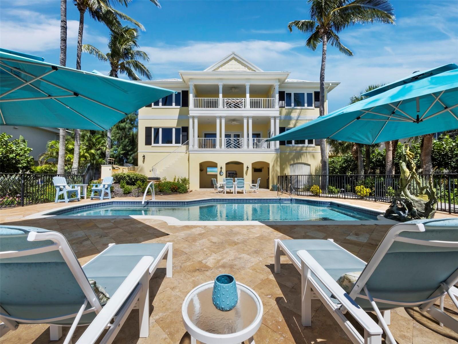 SLEEPY LAGOON - Residential