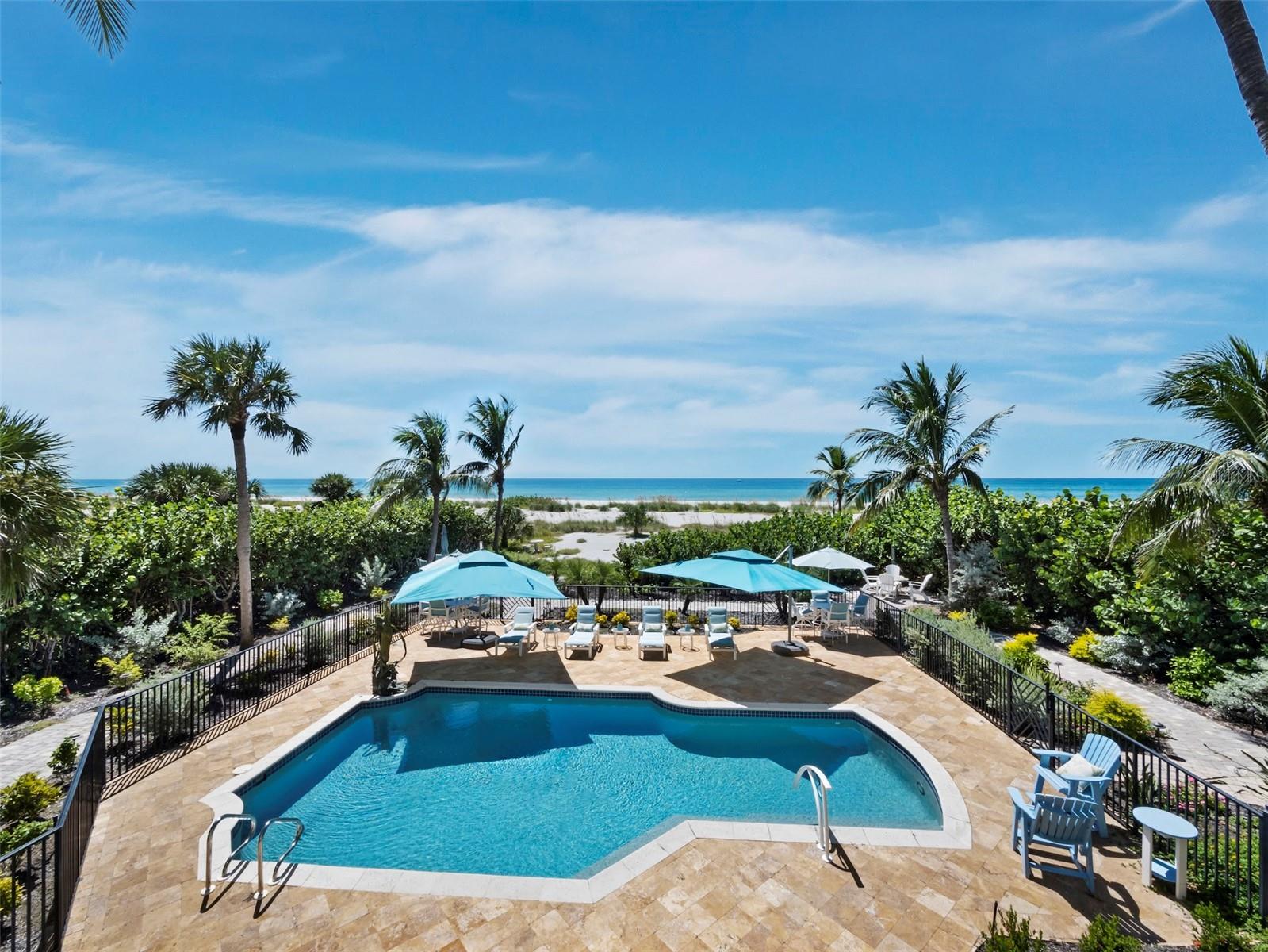 SLEEPY LAGOON - Residential