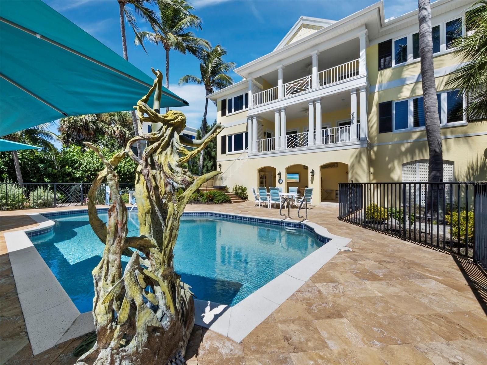 SLEEPY LAGOON - Residential