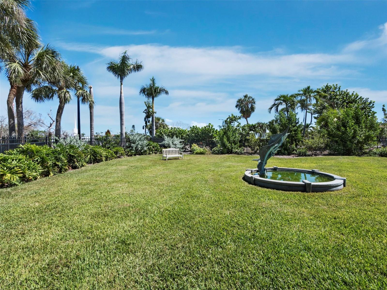 SLEEPY LAGOON - Residential