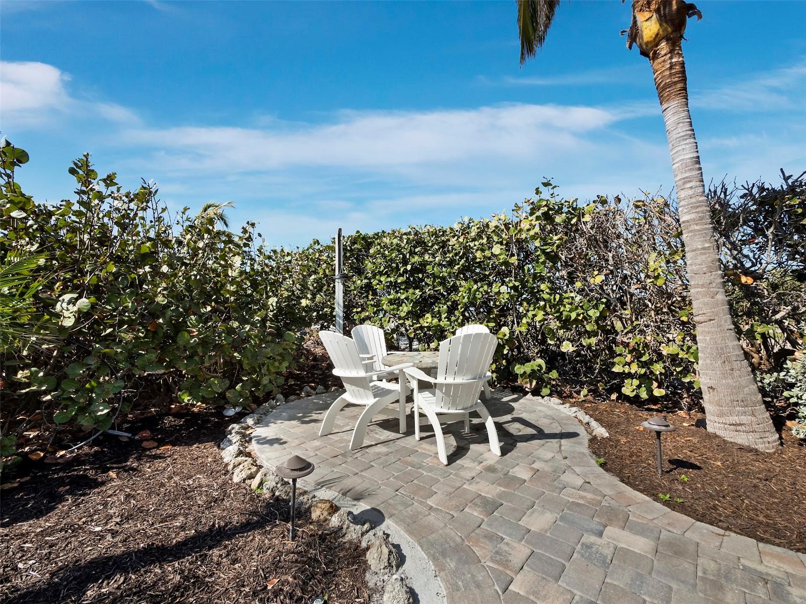 SLEEPY LAGOON - Residential