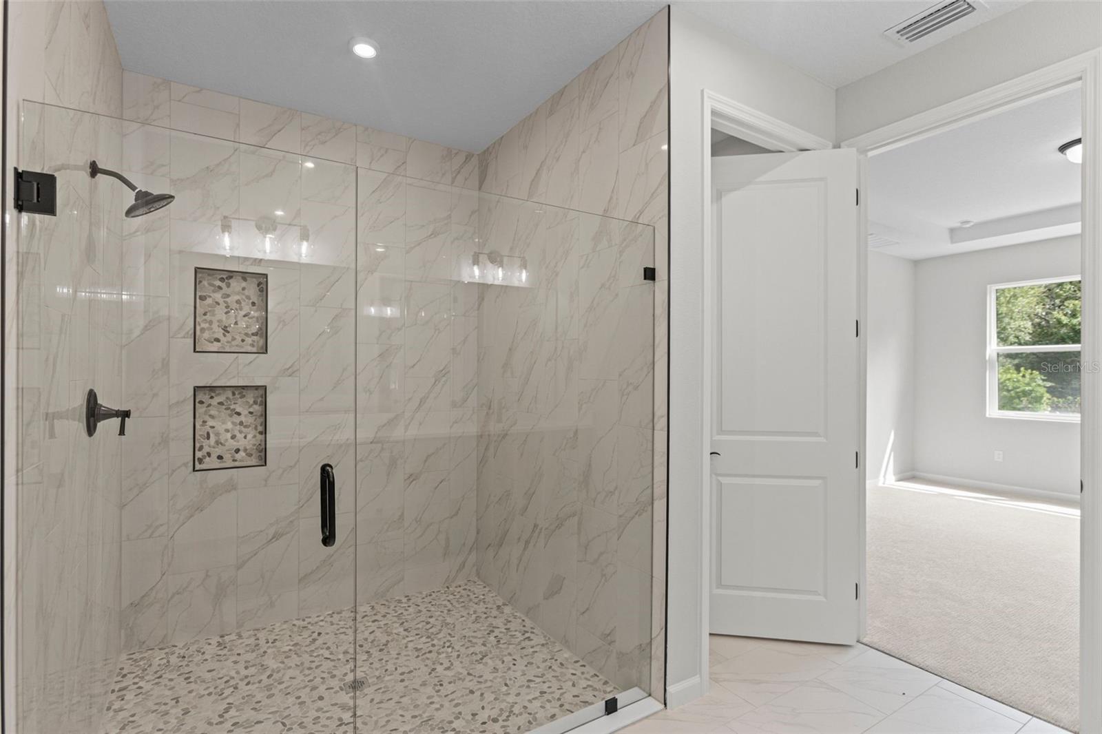 KH CW HAMMOCK OAKS LLC - Residential