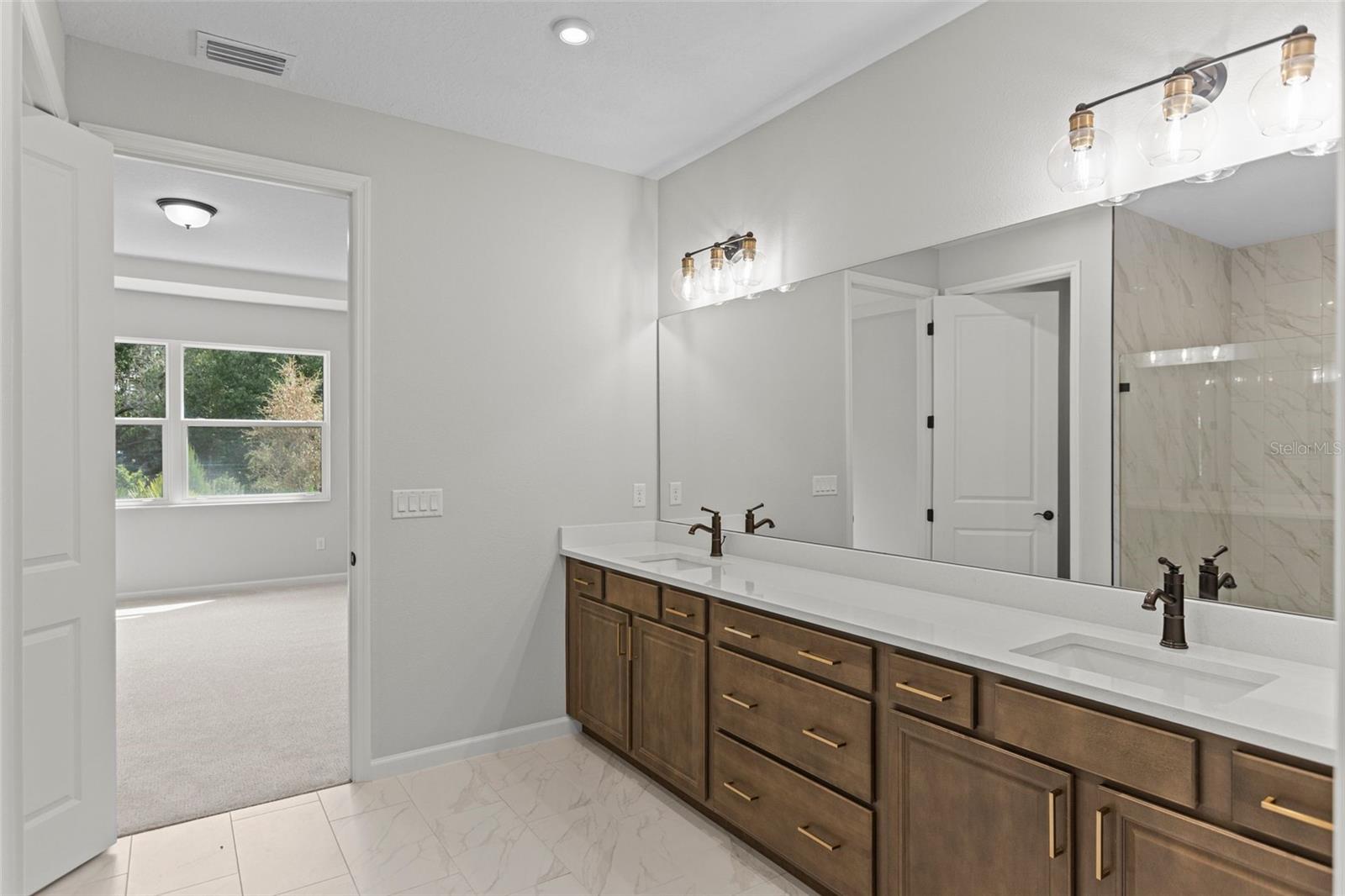 KH CW HAMMOCK OAKS LLC - Residential