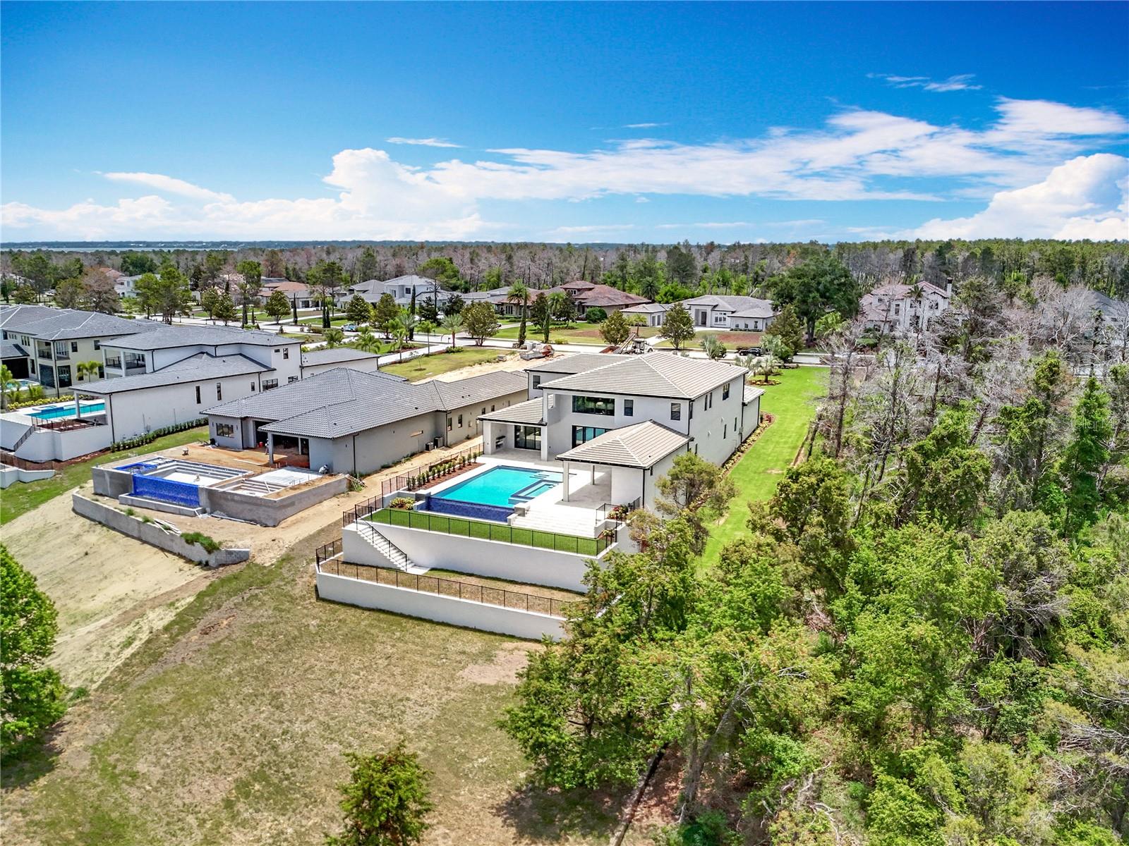 BELLA COLLINA SUB - Residential