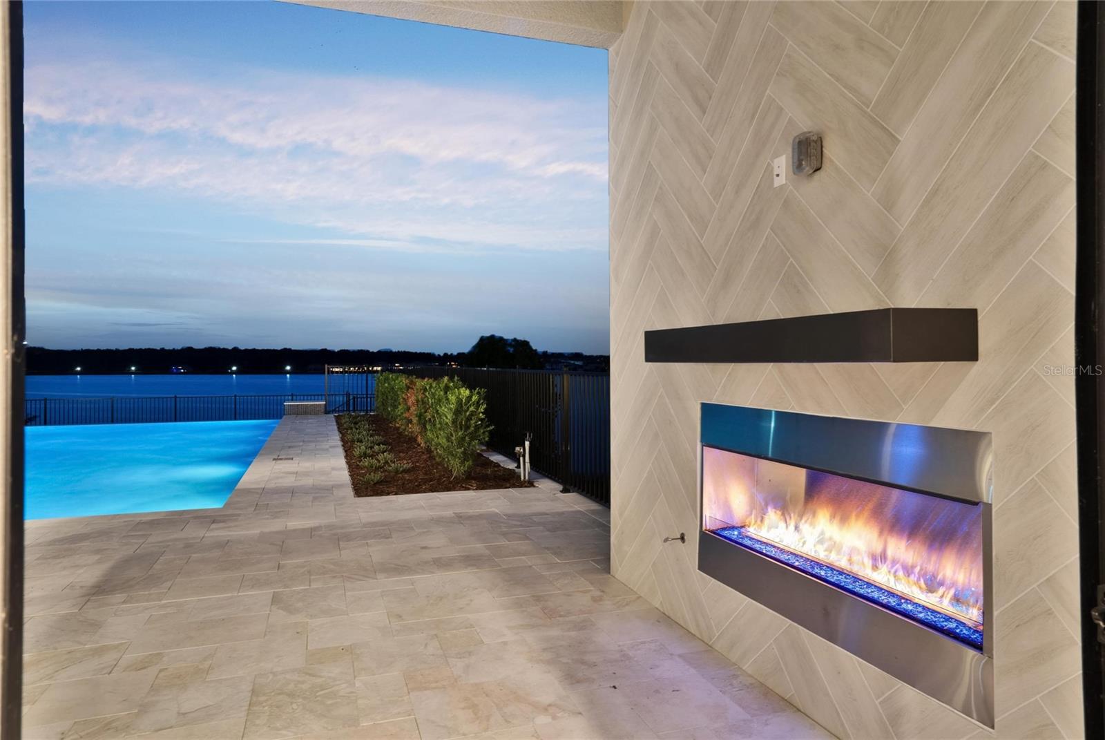 BELLA COLLINA SUB - Residential