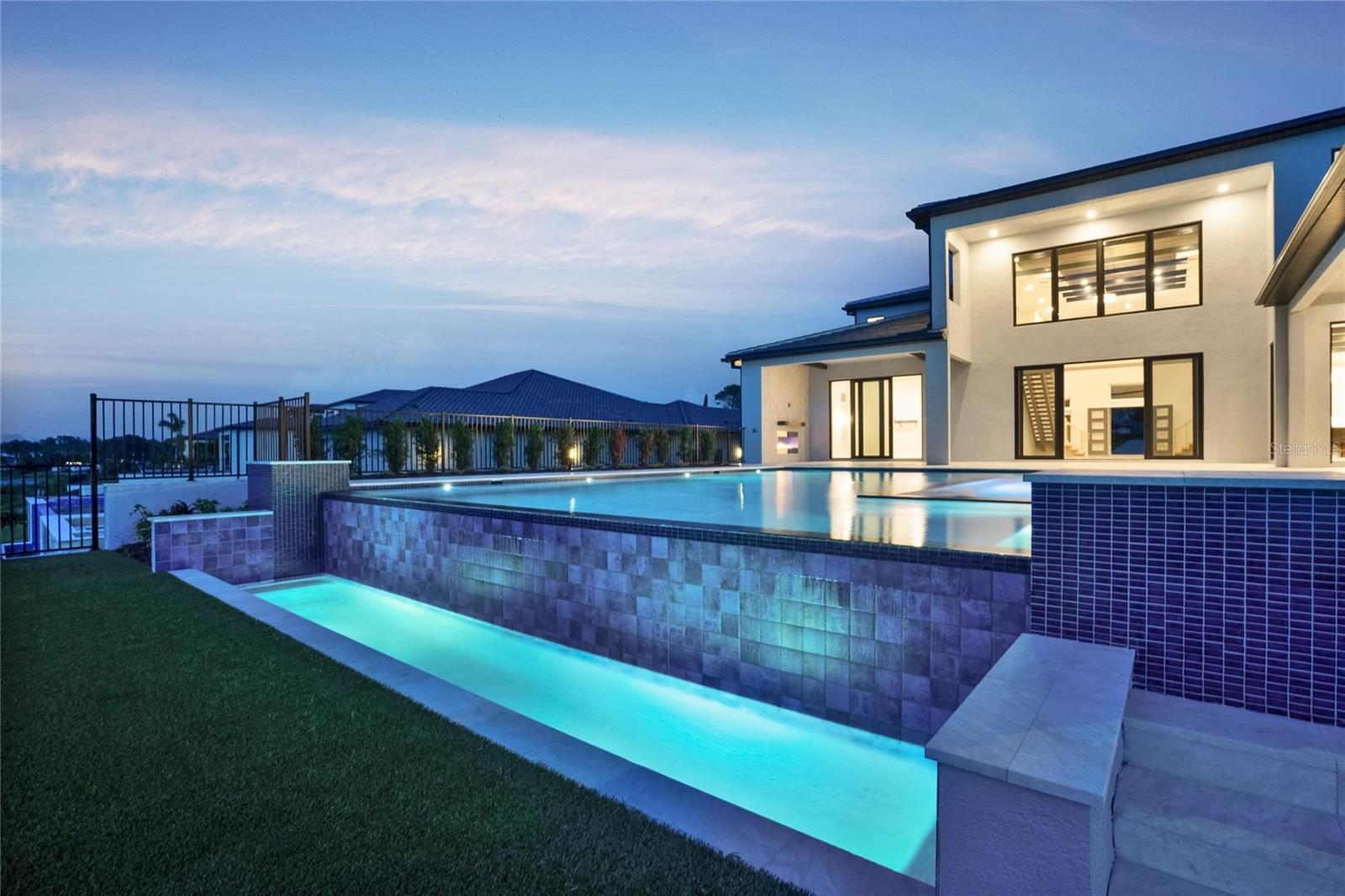 15121 PENDIO DRIVE