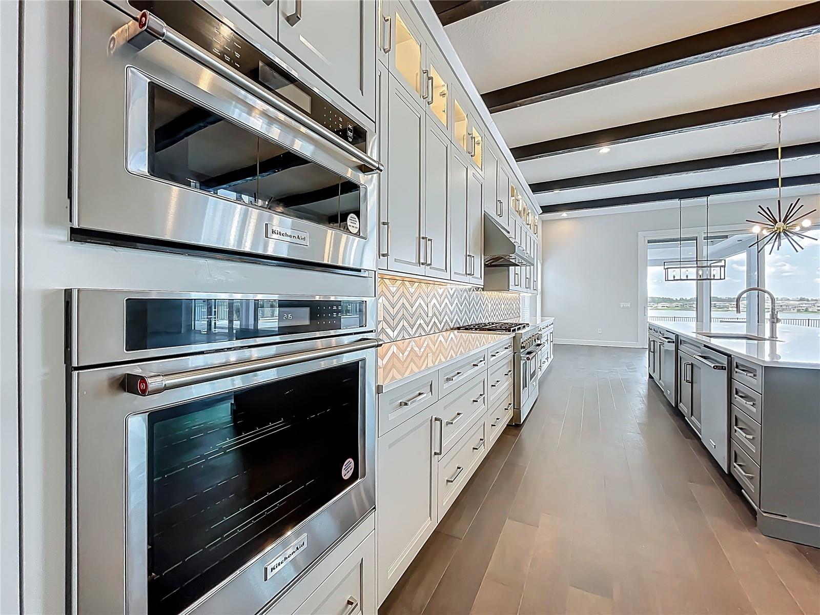 BELLA COLLINA SUB - Residential