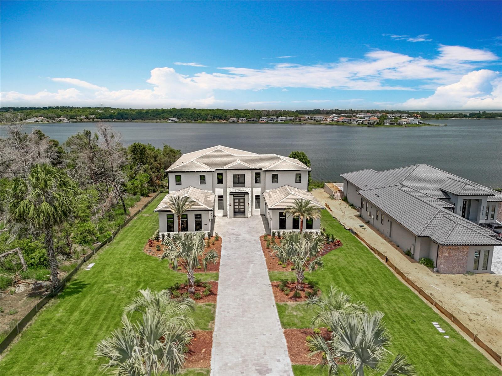 15121 PENDIO DRIVE