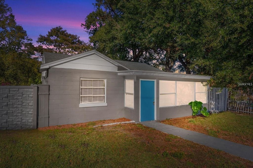 Photo of 907 Columbia Street, Orlando, FL 32805 (MLS # S5151854)