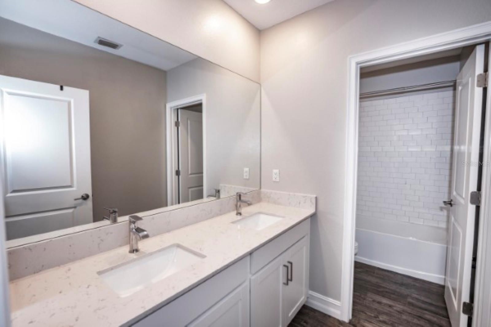 CONNERTON VILLAGE TWO PRCL 208 - Residential Lease