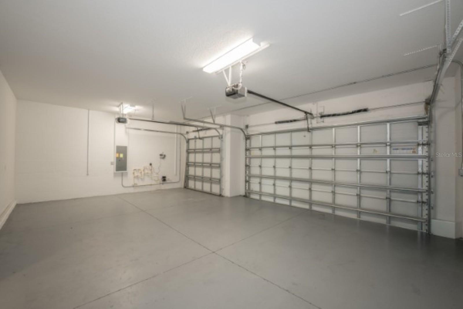 CONNERTON VILLAGE TWO PRCL 208 - Residential Lease