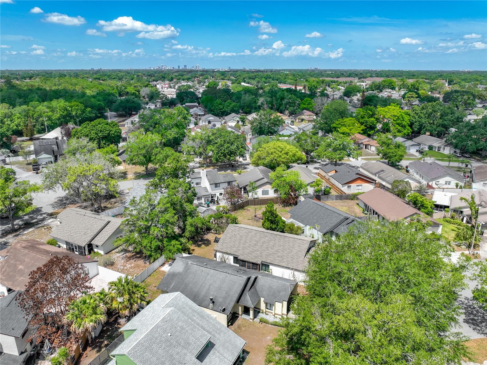 MOSS POINTE - Residential