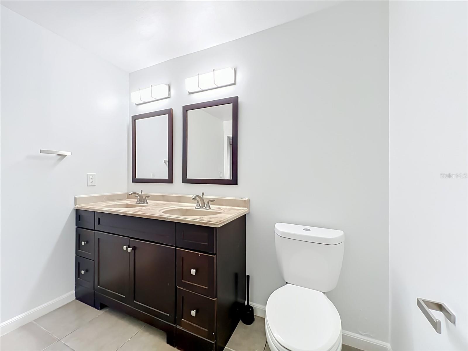 MOSS POINTE - Residential