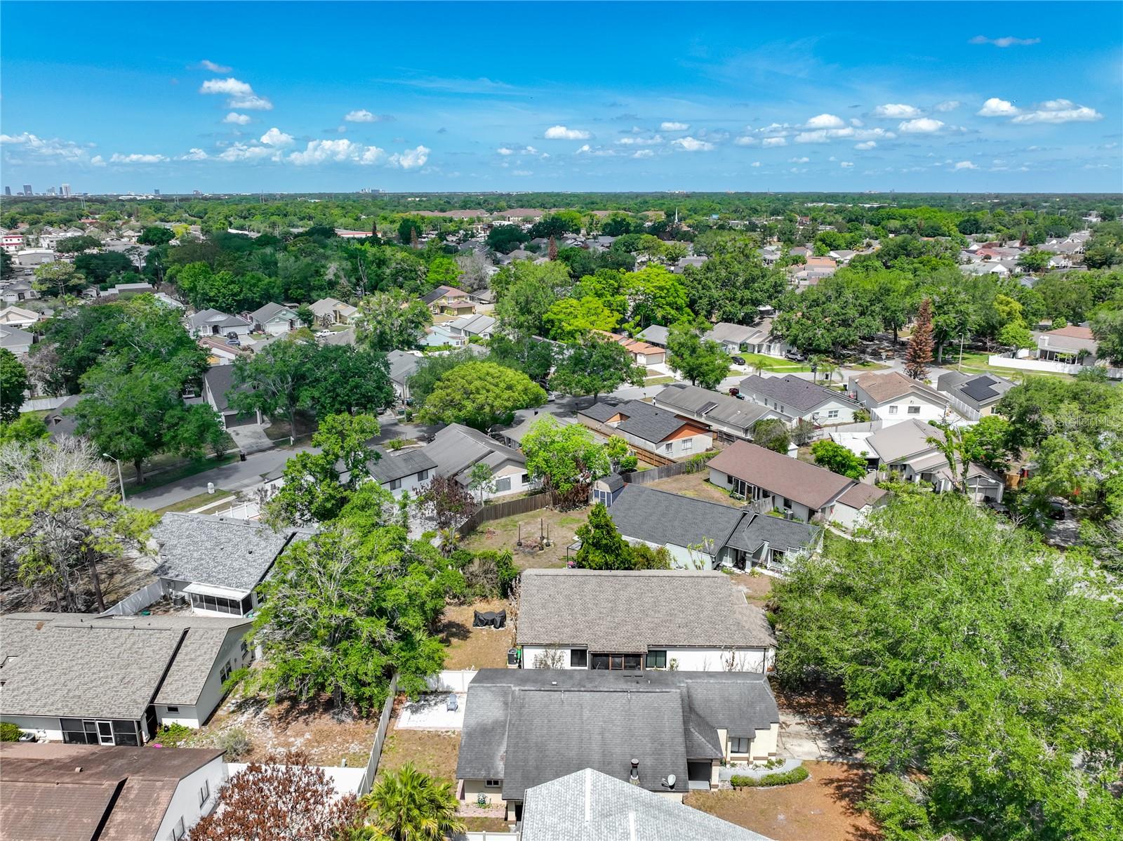 MOSS POINTE - Residential