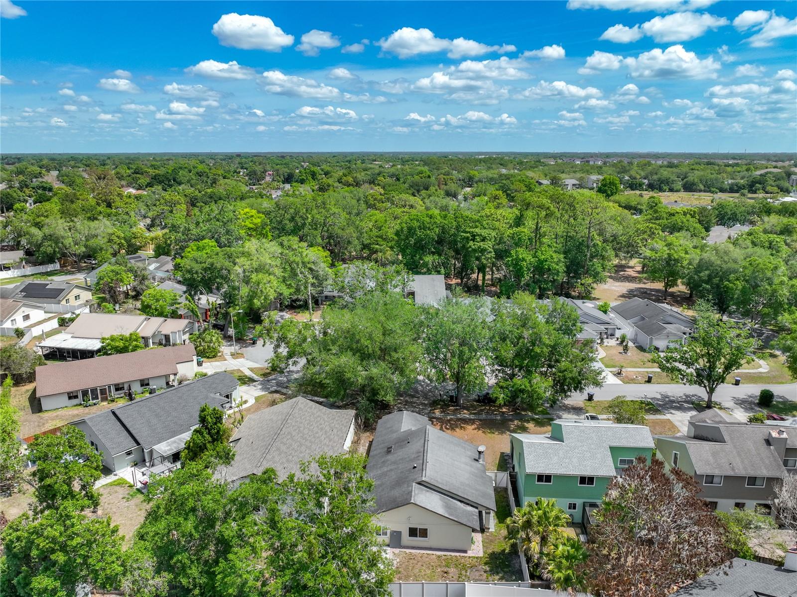 MOSS POINTE - Residential