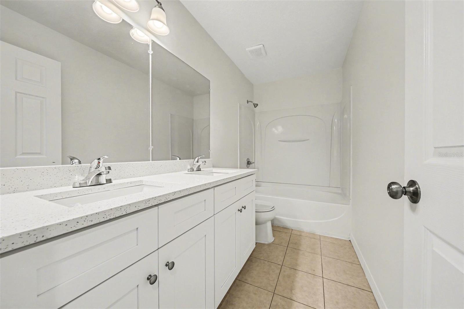 SUNRISE LAKES PH III SUB - Residential