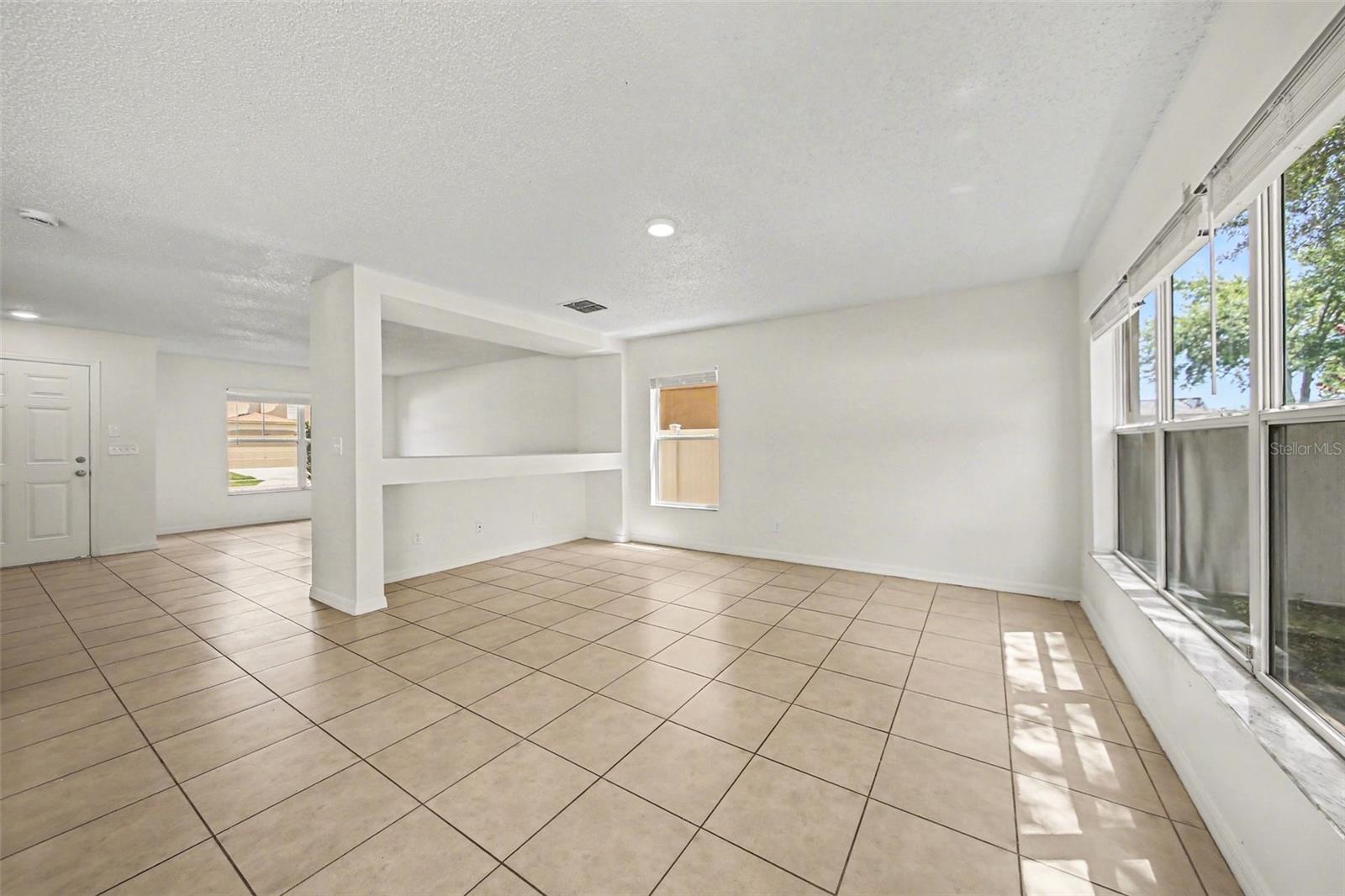 SUNRISE LAKES PH III SUB - Residential