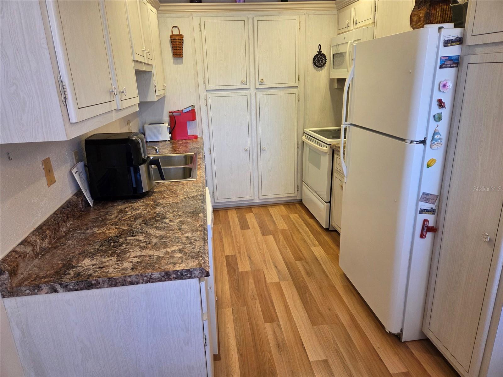 SEMINOLE GARDEN APTS CO-OP - Residential