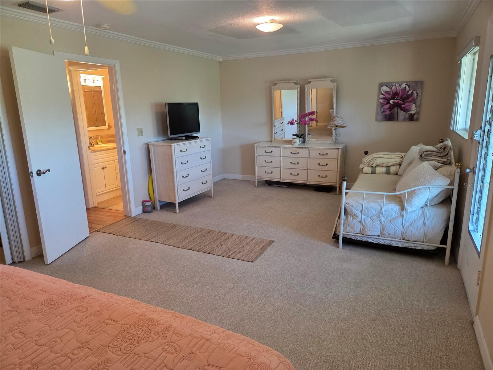 SEMINOLE GARDEN APTS CO-OP - Residential