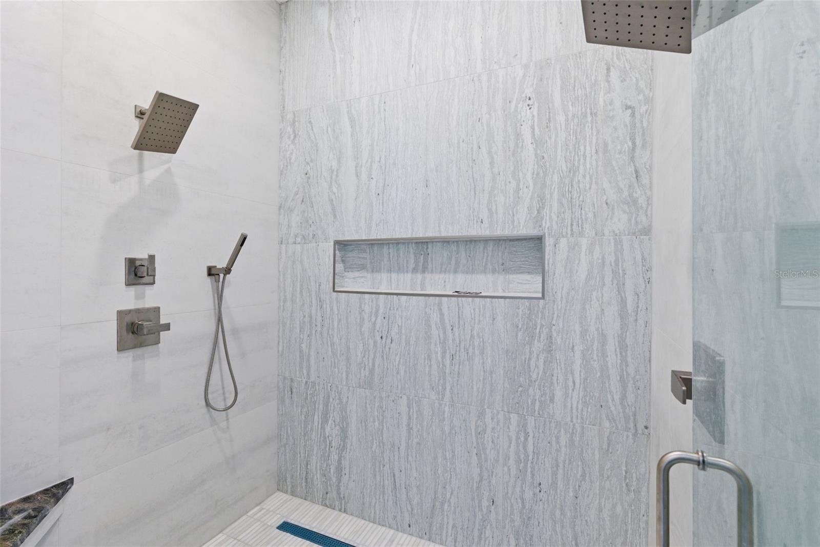 TYRONE - Residential