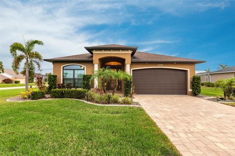 A home in LAKE SUZY