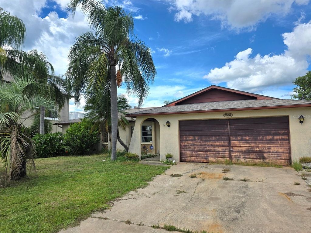 Photo of 7507 Mako Drive, Hudson, FL 34667 (MLS # W7878940)
