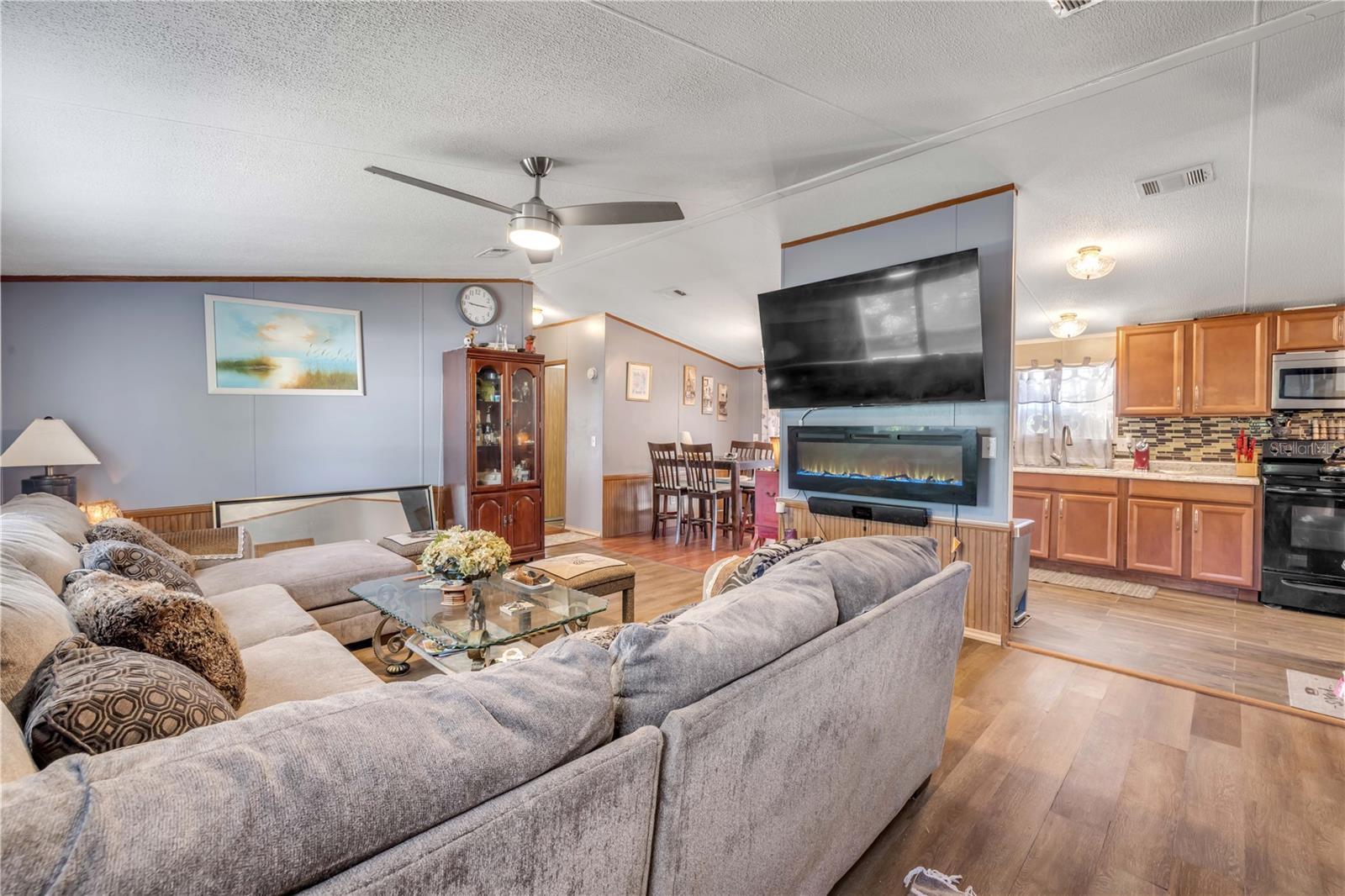 SPRUCE CREEK VILLAGE - Residential