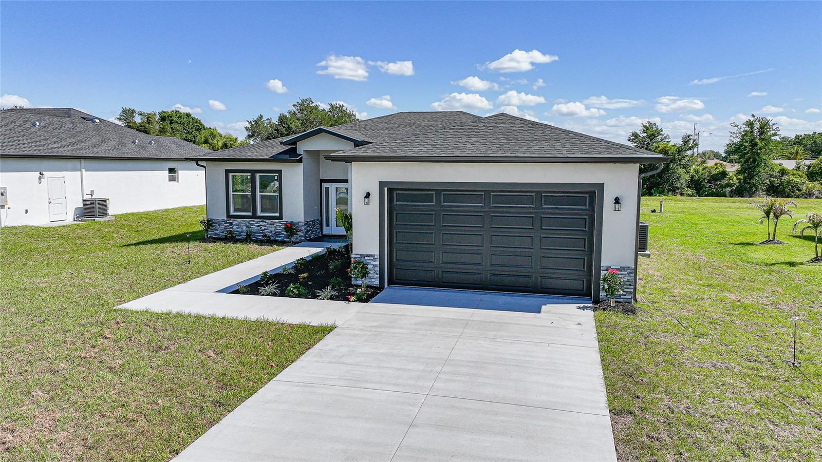 PUNTA GORDA ISLES SEC 20 - Residential