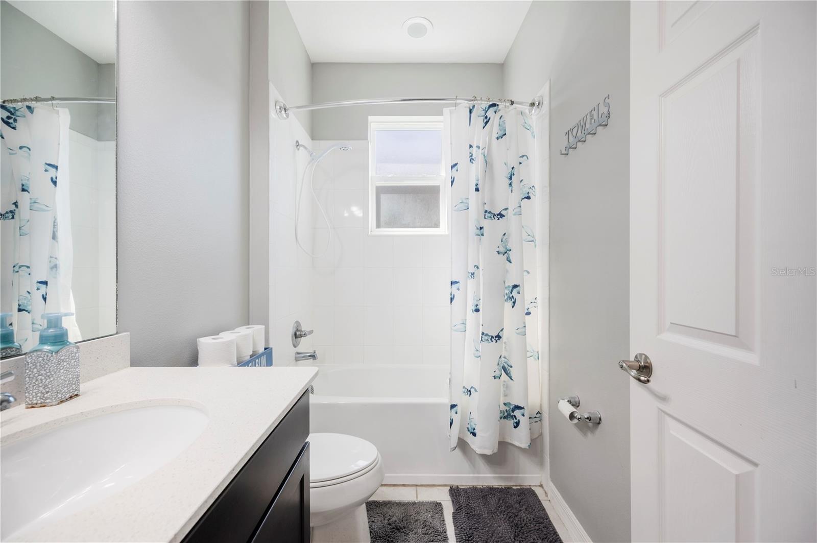 OAKTREE POINTE VILLAS - Residential