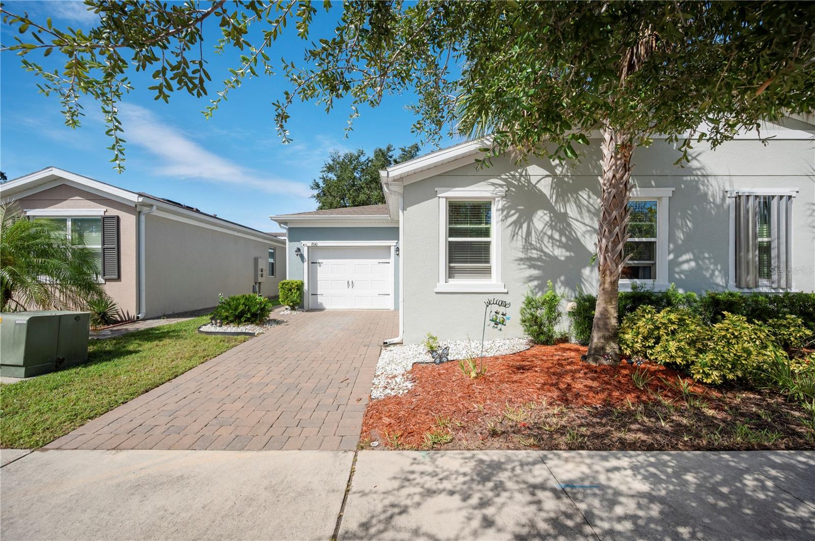 OAKTREE POINTE VILLAS - Residential