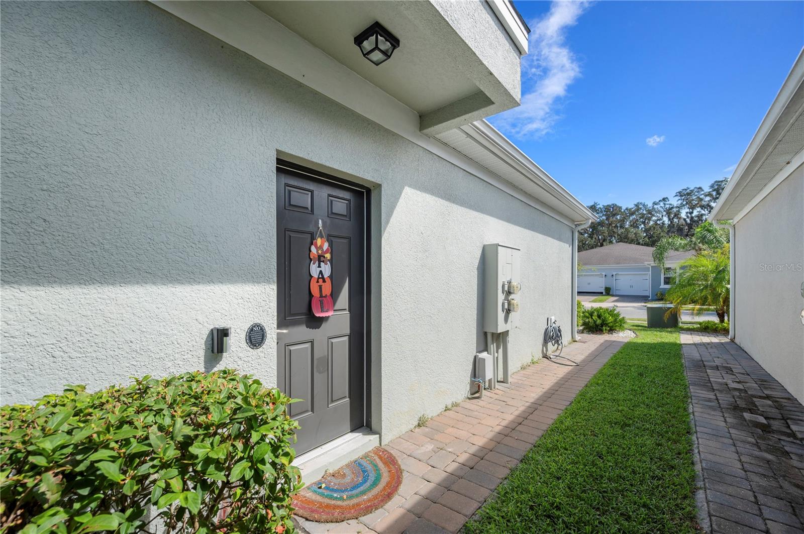 OAKTREE POINTE VILLAS - Residential