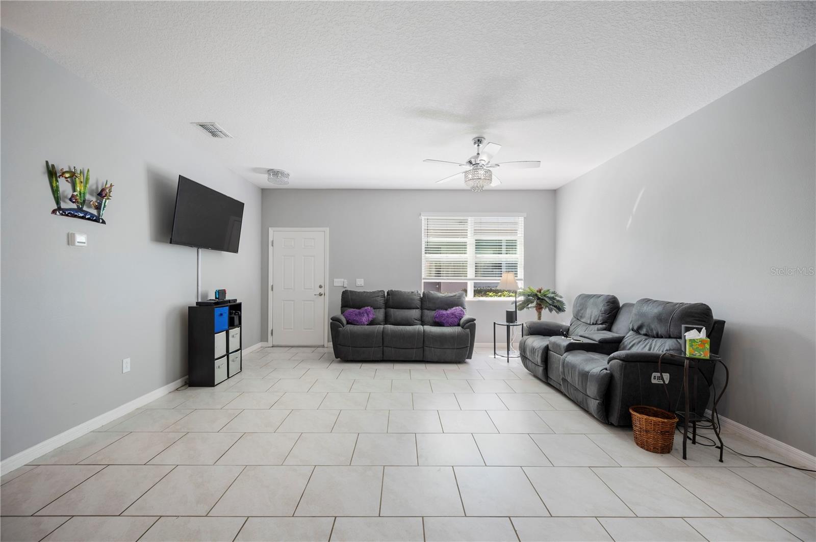 OAKTREE POINTE VILLAS - Residential