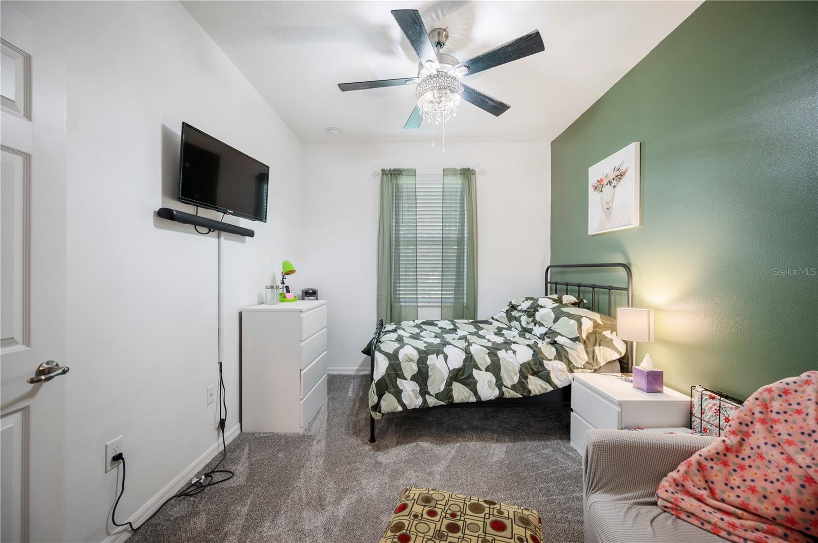 OAKTREE POINTE VILLAS - Residential
