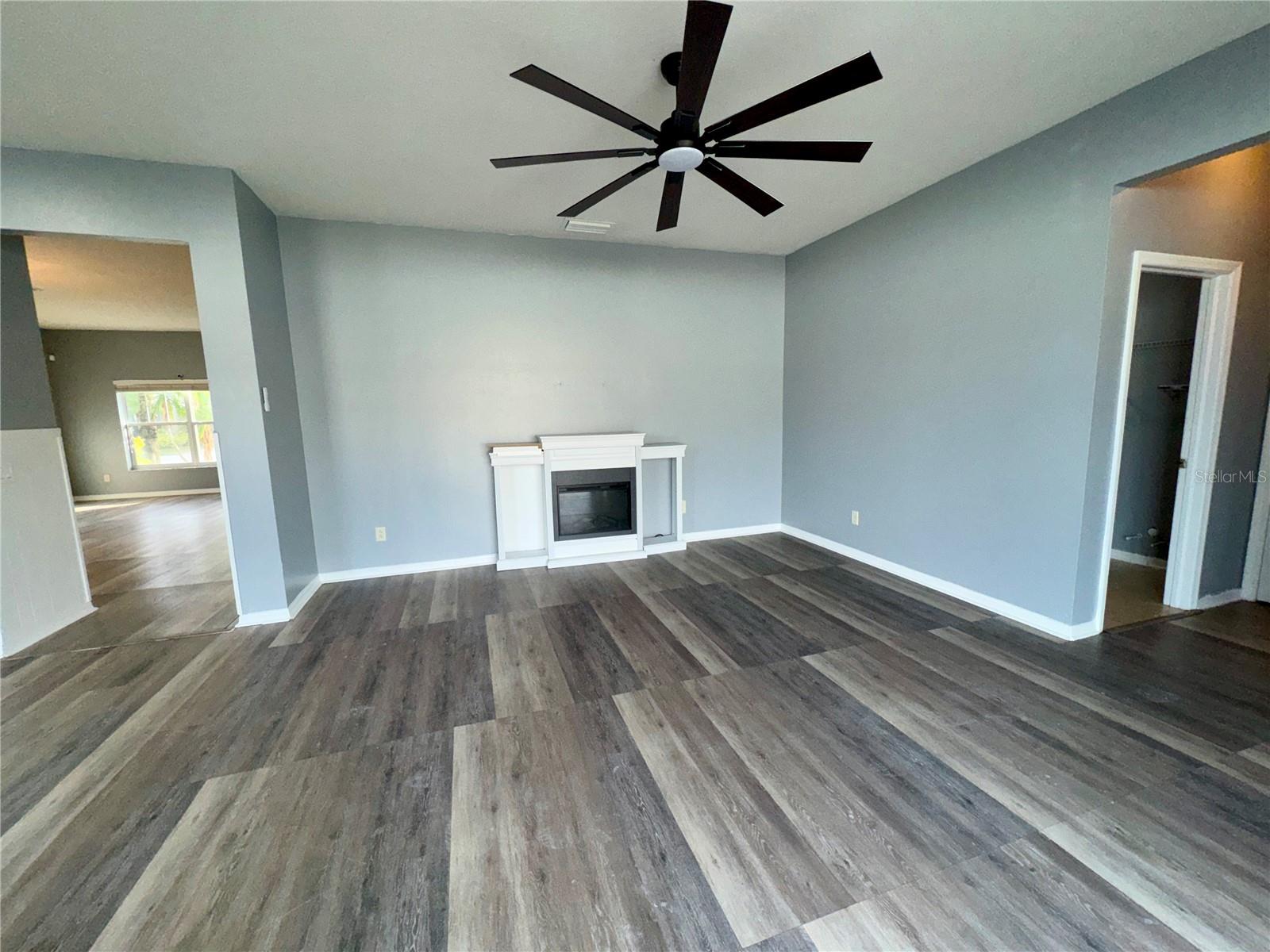 ASBEL ESTATES - Residential Lease