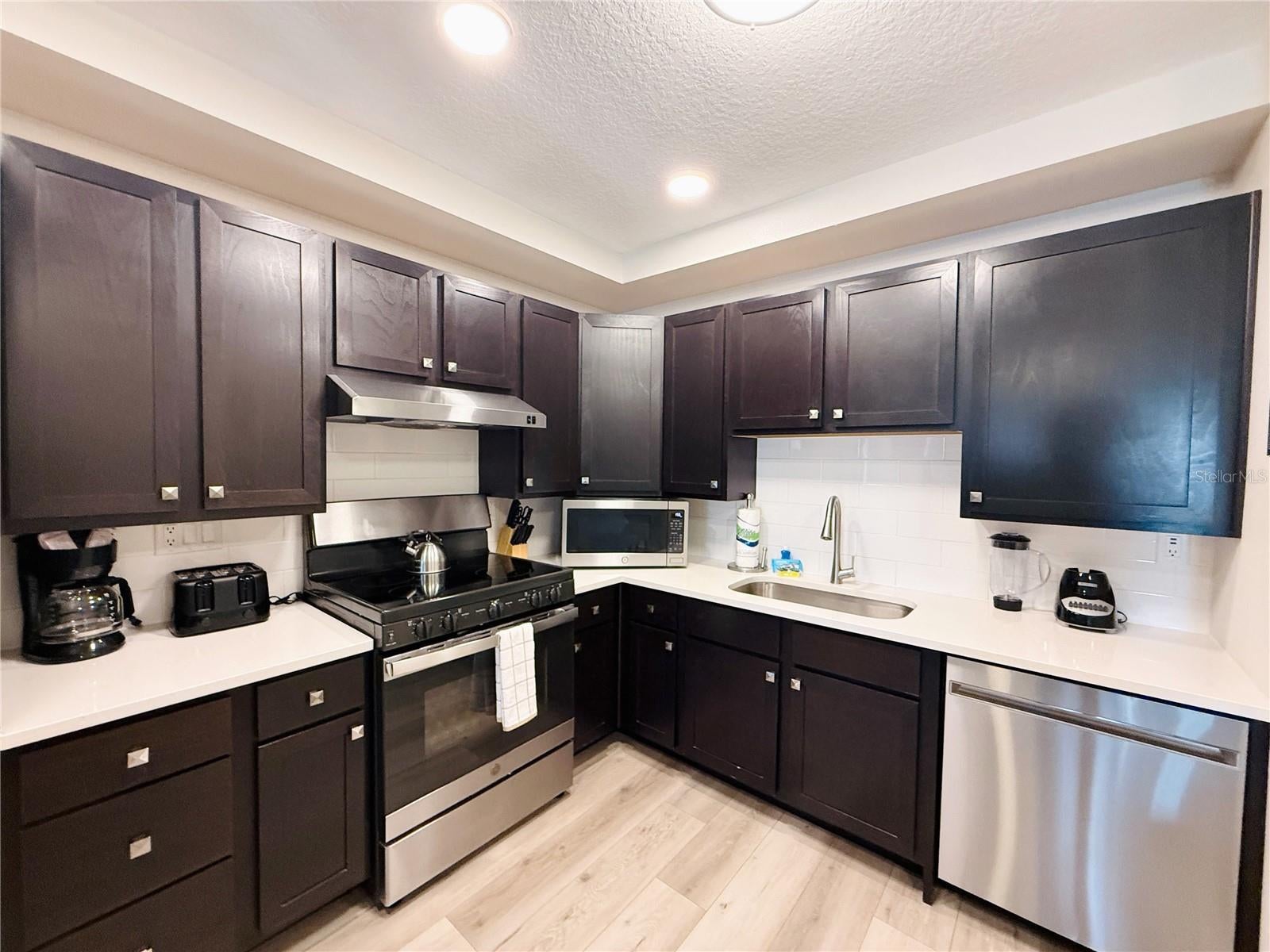 4013 BREAKVIEW DRIVE A308