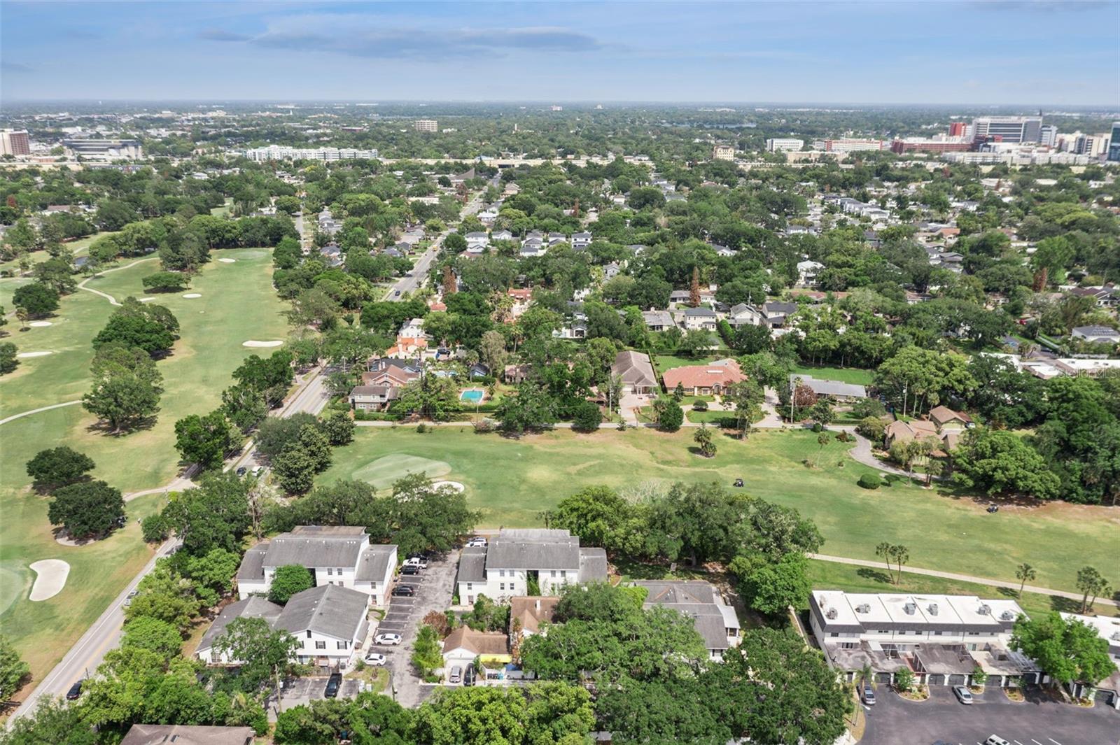 GREENS CONDO PH 04 - Residential