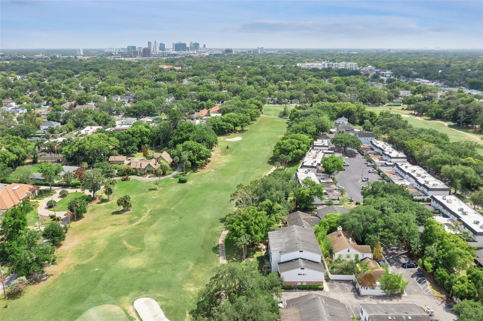 GREENS CONDO PH 04 - Residential