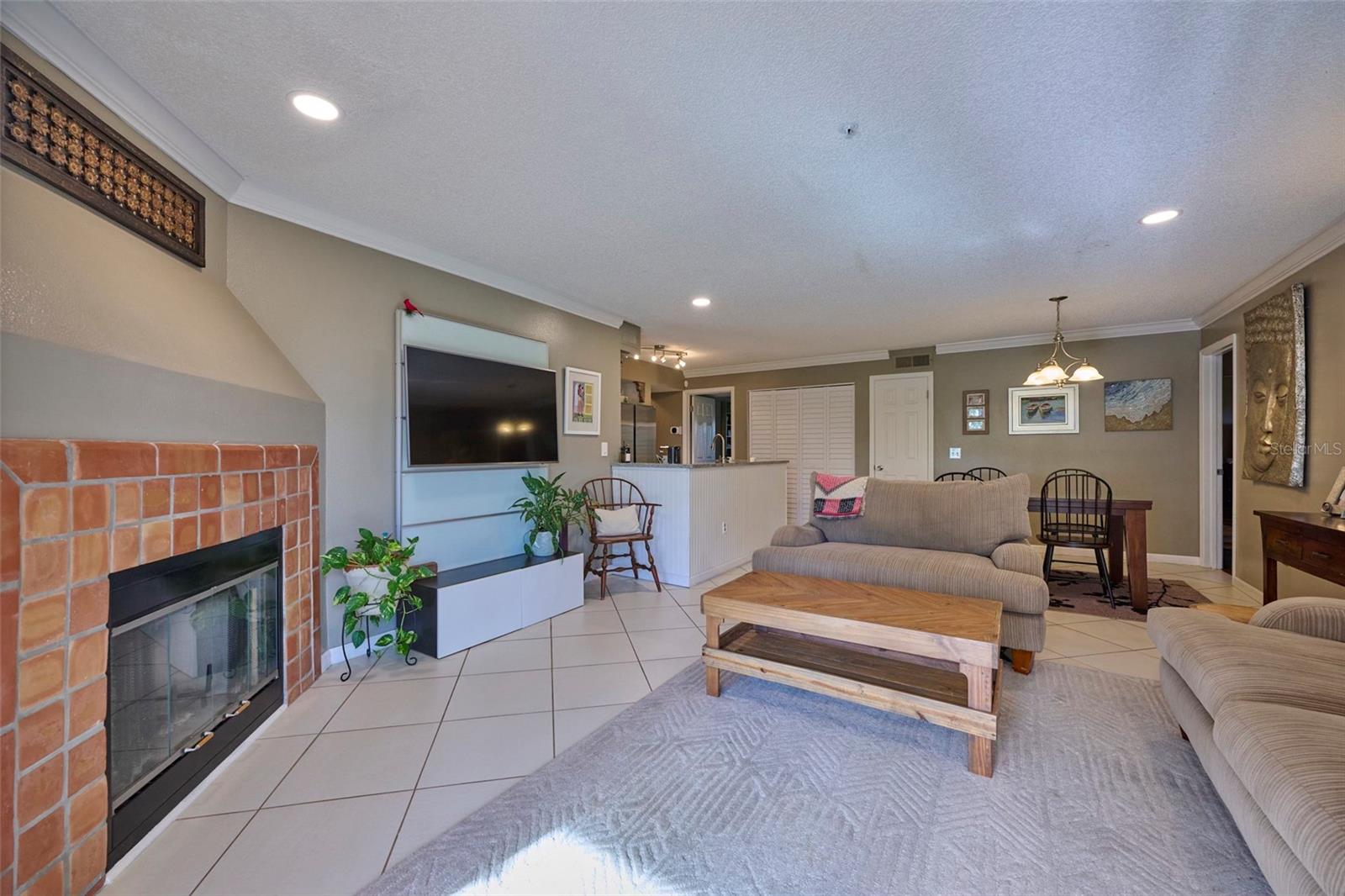 AUDUBON CONDO AT FEATHER SOUND - Residential