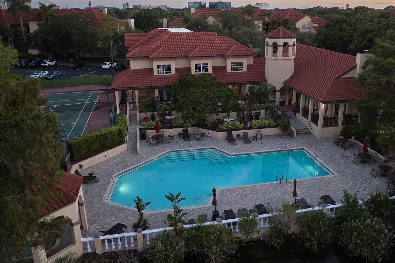 AUDUBON CONDO AT FEATHER SOUND - Residential