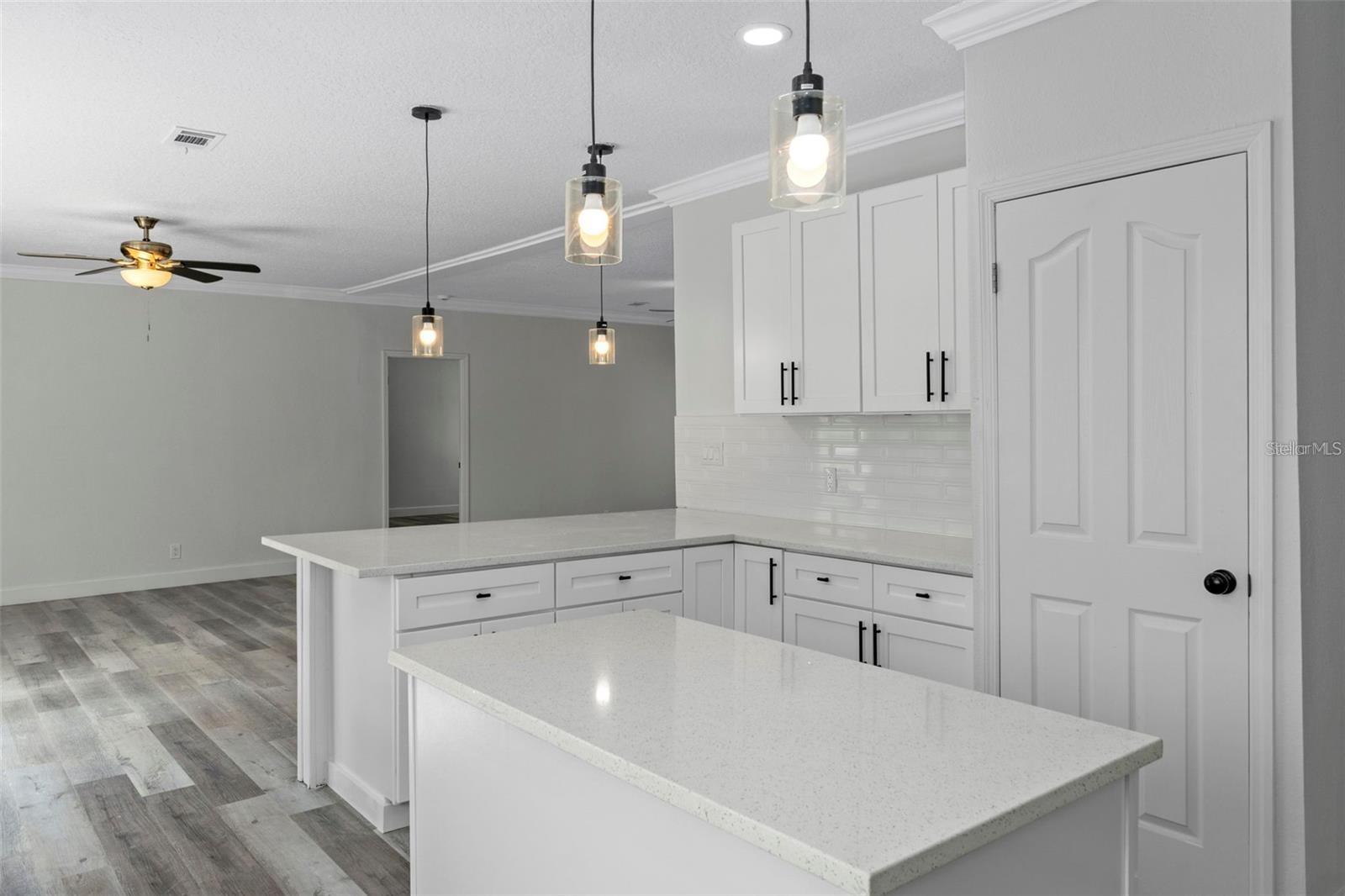 HIGHLAND ACRES - Residential Lease