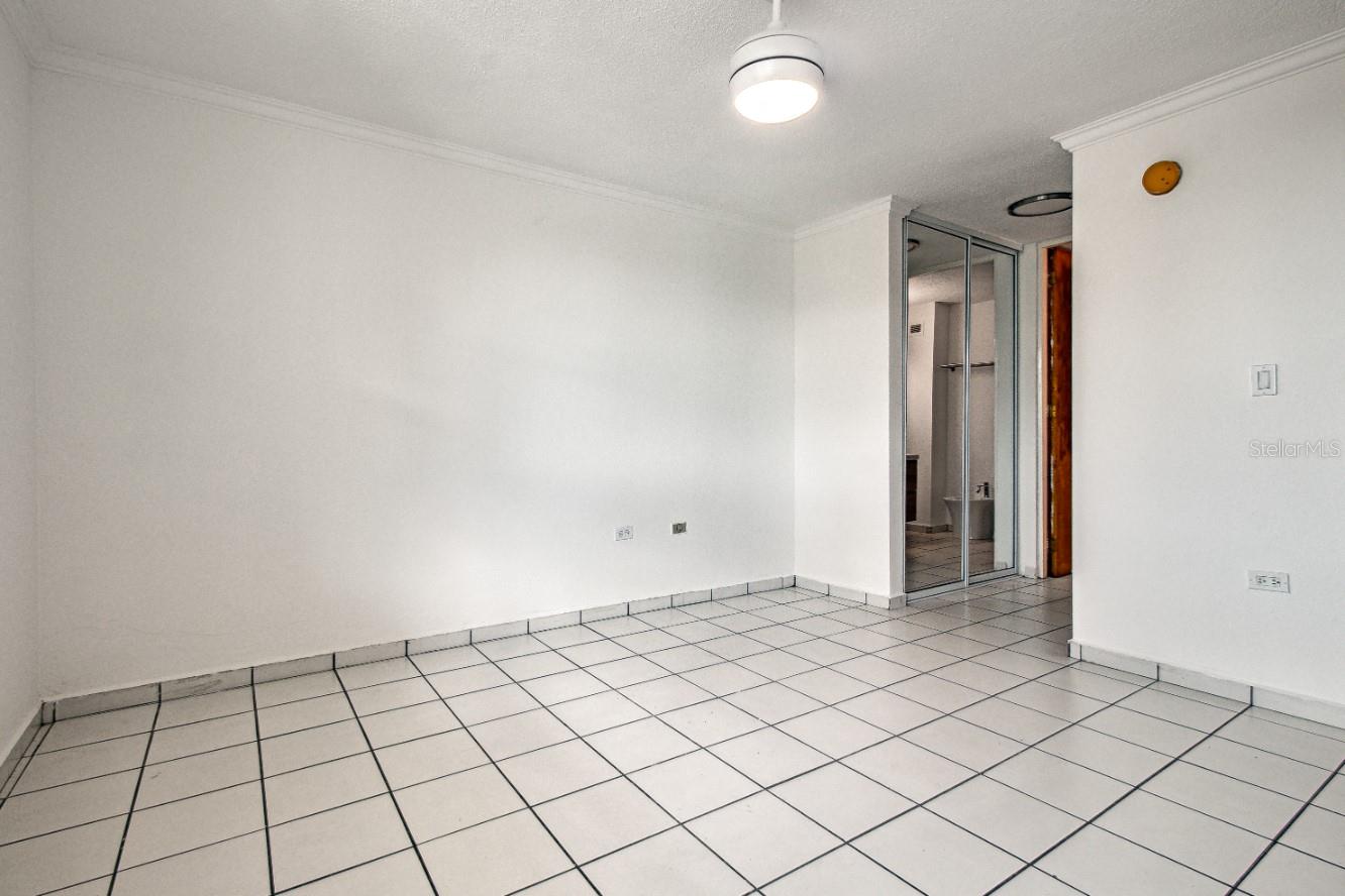 BAYSIDE COVE CONDO - Residential Lease