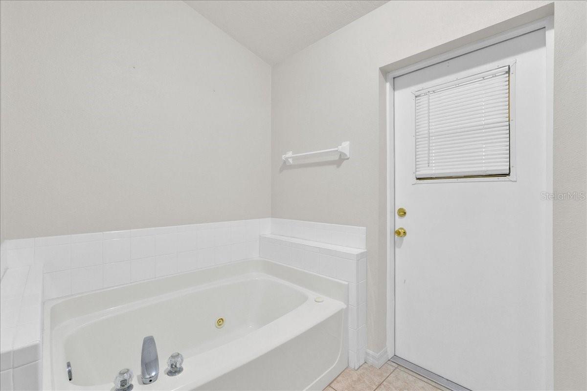 SUNRIDGE WOODS PH 03 - Residential Lease