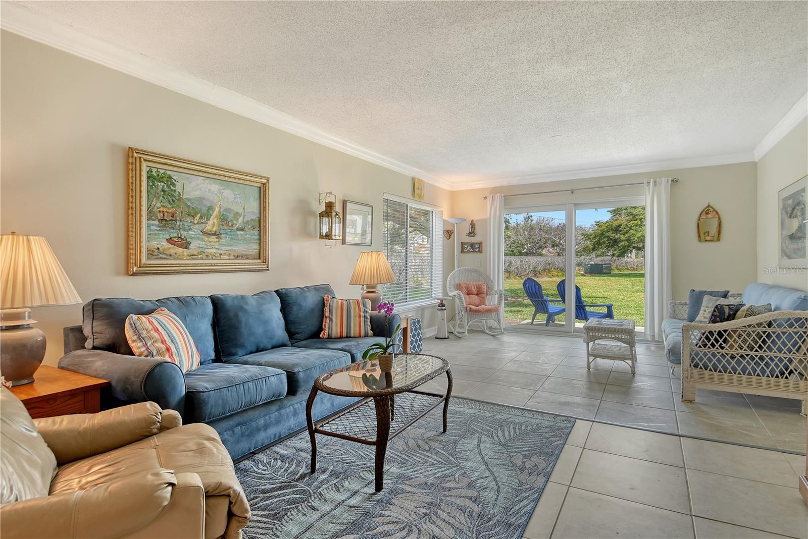 WINDWARD BAY AMD - Residential