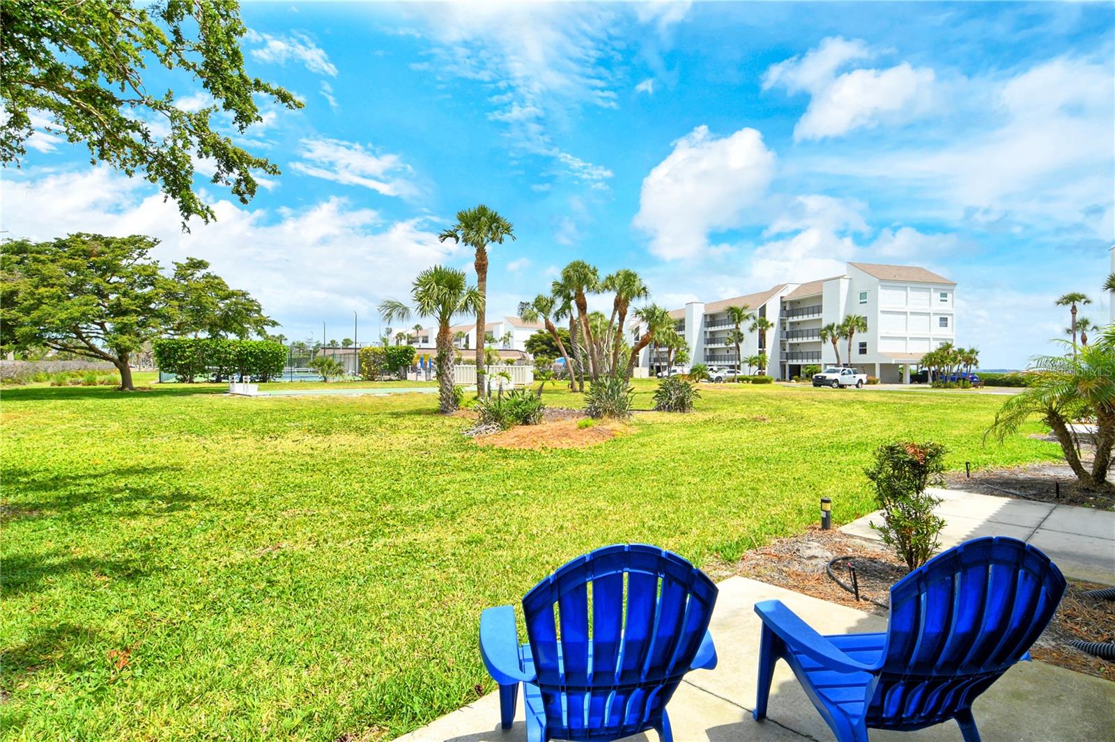 WINDWARD BAY AMD - Residential