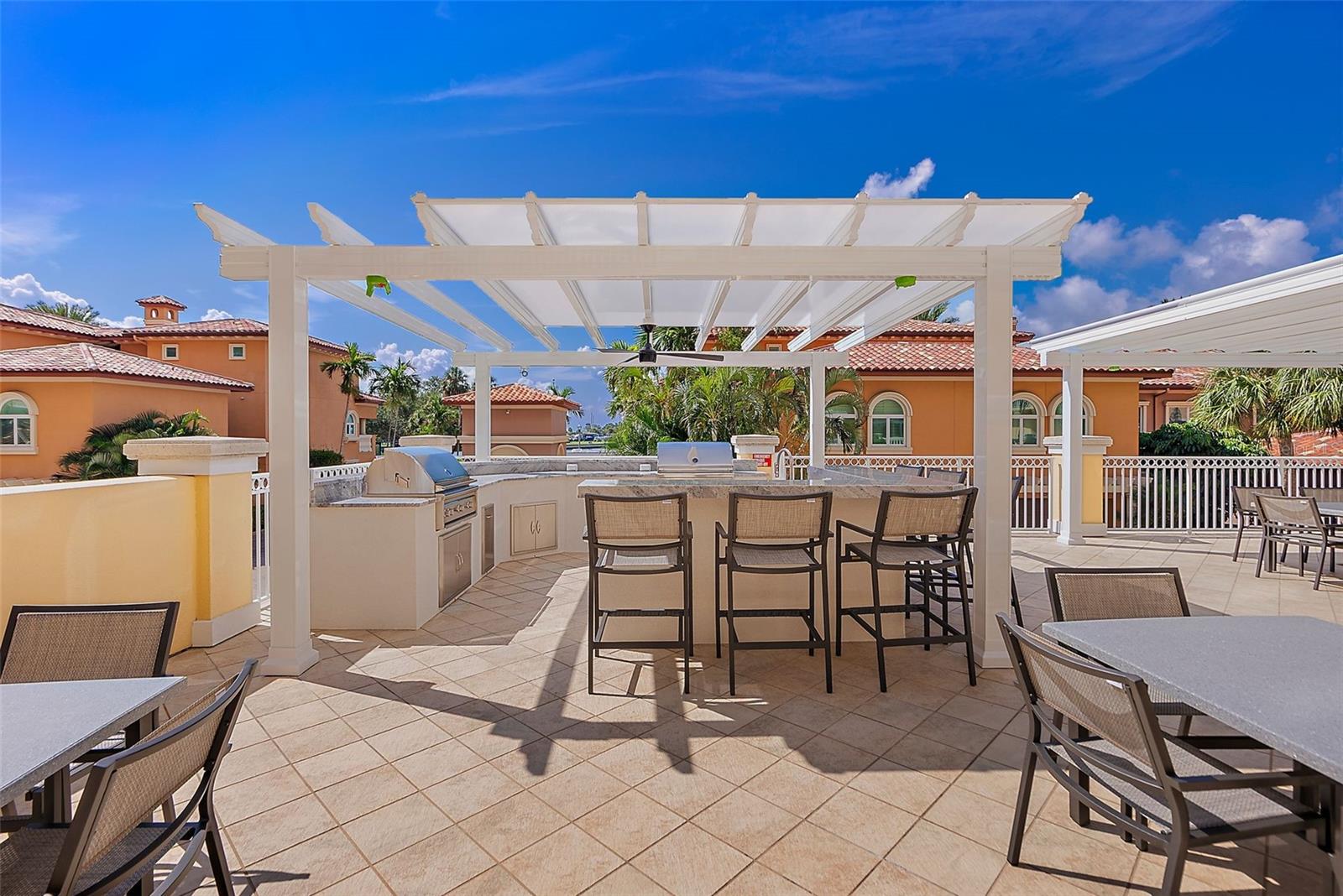 VINOY PLACE CONDO - Residential