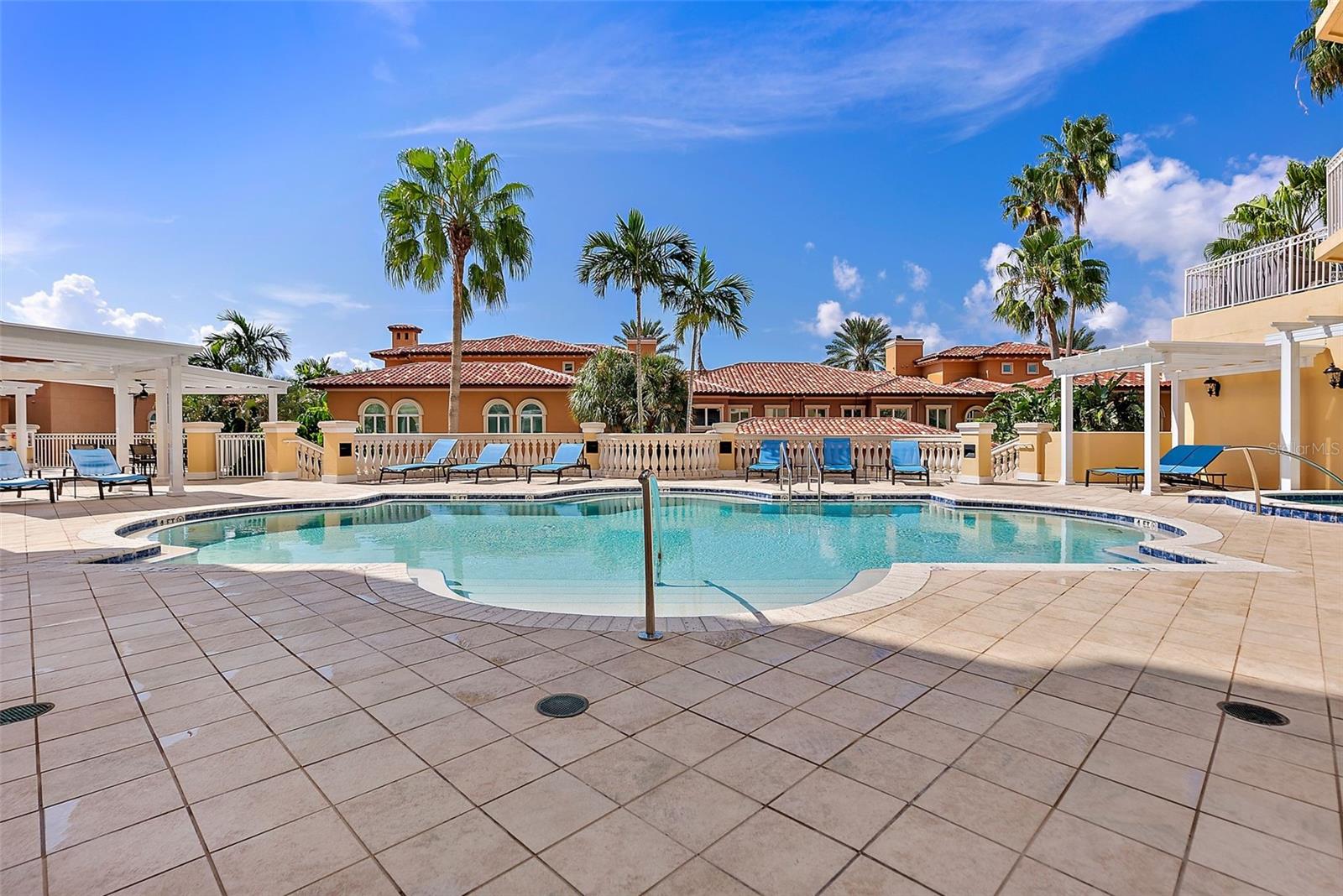 VINOY PLACE CONDO - Residential